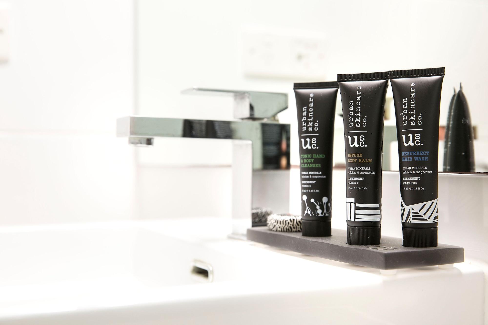 ペッパーズ ヌーサ リゾート&ヴィラズ ヌーサヘッズ エクステリア 写真 A selection of the Urban Retreat products